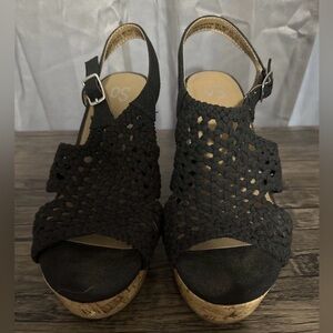 SO women’s black 4” wedges open toe 8 med